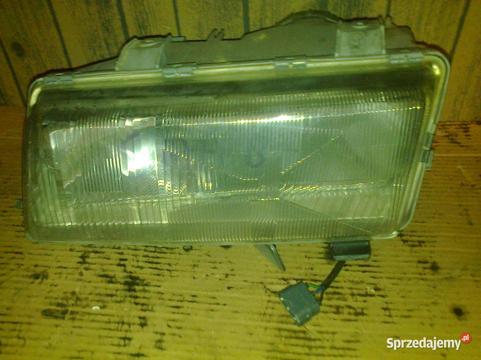 Lampa przód Saab 1990 osobowe lubelskie Lublin