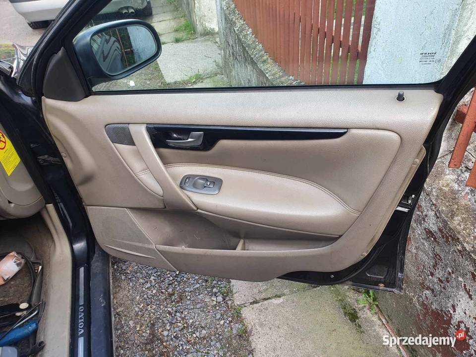 Boczki drzwi szare Volvo v70 II s60 skóra Kraków