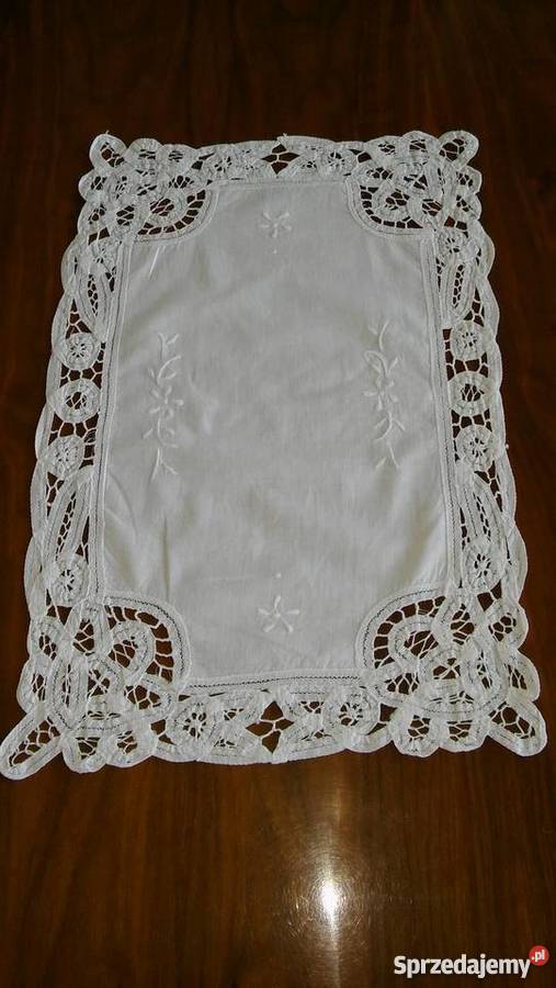 haft koronka brukselska serwetka serweta cudna biały