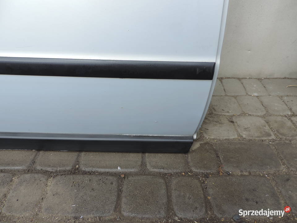 VW PASSAT B5 KOMBI DRZWI PRAWY TYŁ LB7Z Nowy Sącz sprzedam
