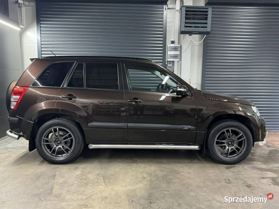 Suzuki Grand Vitara 24 AUTOMAT 78tyśkm salon lakier metallic Chechło sprzedam