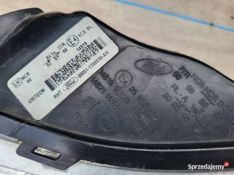 Ford Focus III MK3 Lampa przód lewa WYSYŁKA osobowe Pobiedziska