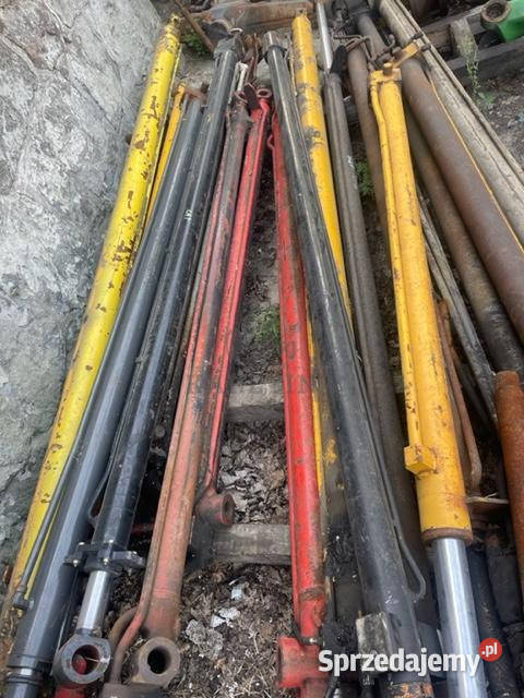 Siłownik Wysuwu Manitou Matbro Claas Pozostałe wielkopolskie Jastrzębniki sprzedam