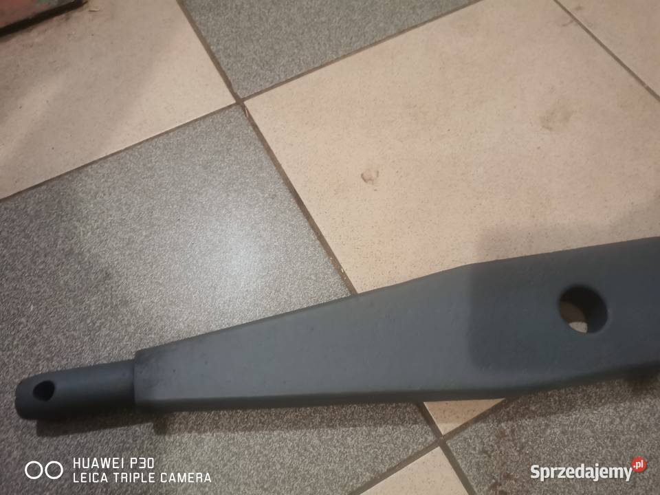 Belka tylna podnośnika Łomża sprzedam