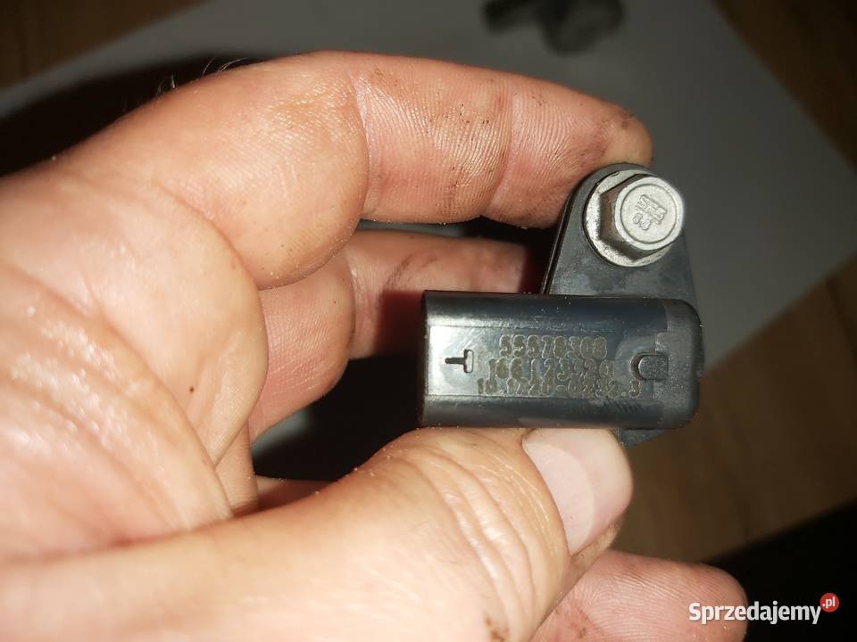 Czujnik położenia wałka rozrządu B20DTH 170 Opel Bydgoszcz