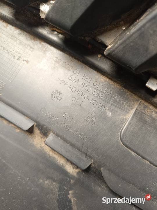 Grill kratka zderzaka Skoda Rapid 5JA853668 wlot