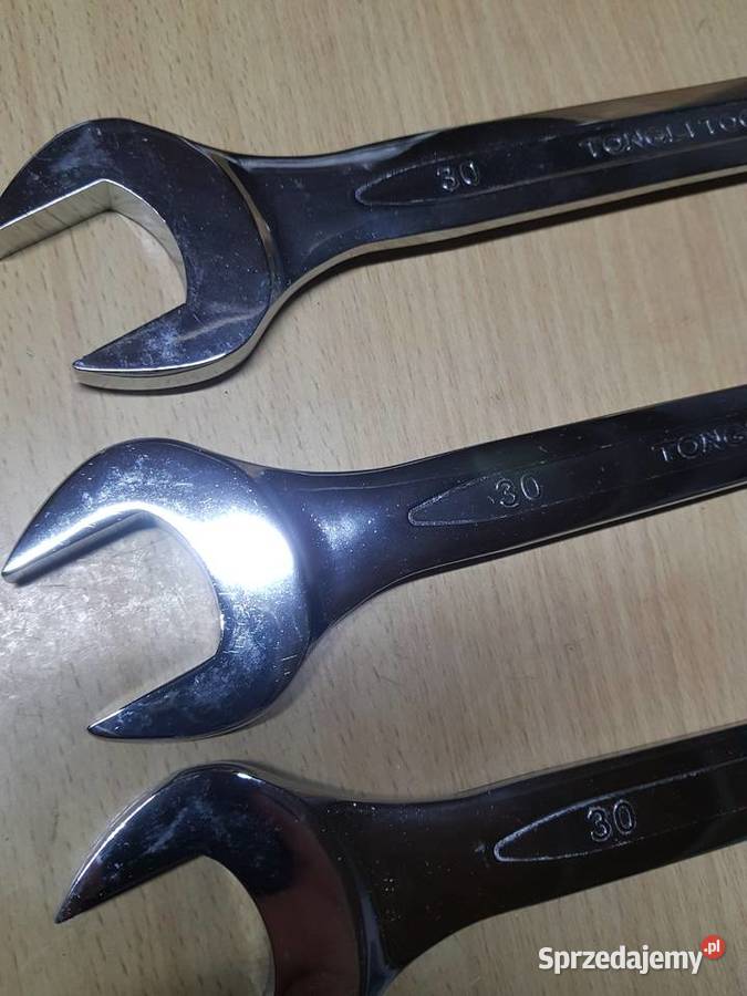 Klucz płasko oczkowy 30 mm stal chromowowanadowa Głogowa