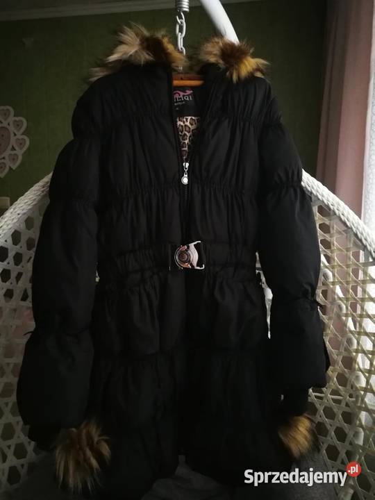 Czarna kurtka pikowanazimowa z futerkiemRozmiar Kurtki i płaszcze Zielonki sprzedam