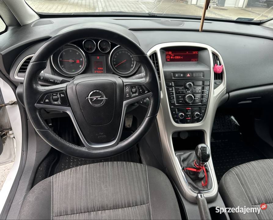 Opel Astra J 17 diesel 2011r Strzegocice