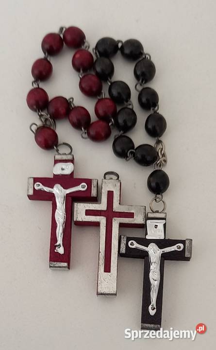 Pamiątki na komunię krzyżyki zestaw