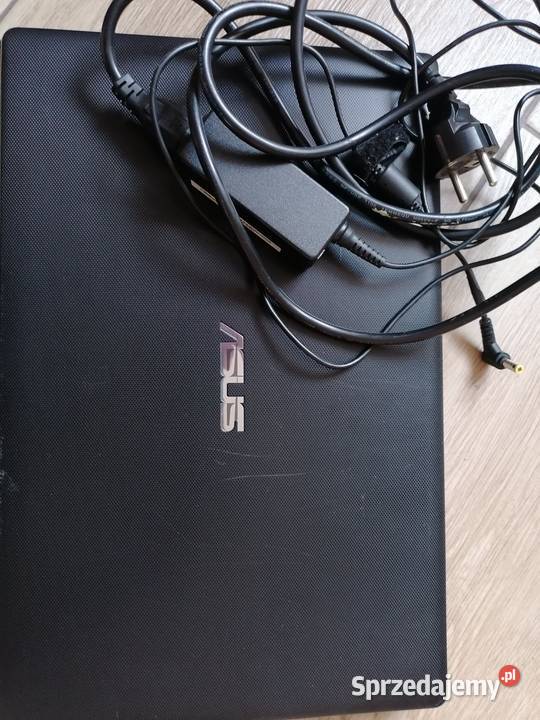 Sprzedam laptop Asus D550C