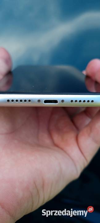 Ogromny Zestaw iPhone 11 64GB 6 Etui Pudełko i Dębogóra