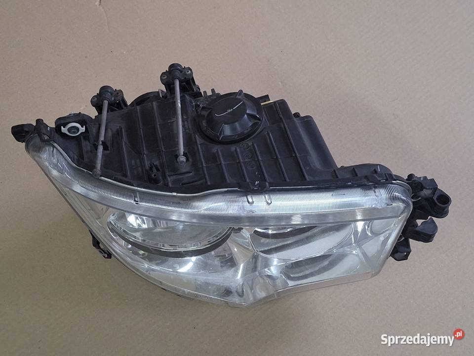MERCEDES AROCS ANTOS REFLEKTOR PRAWY LAMPA PRAWA Lampy przednie sprzedam