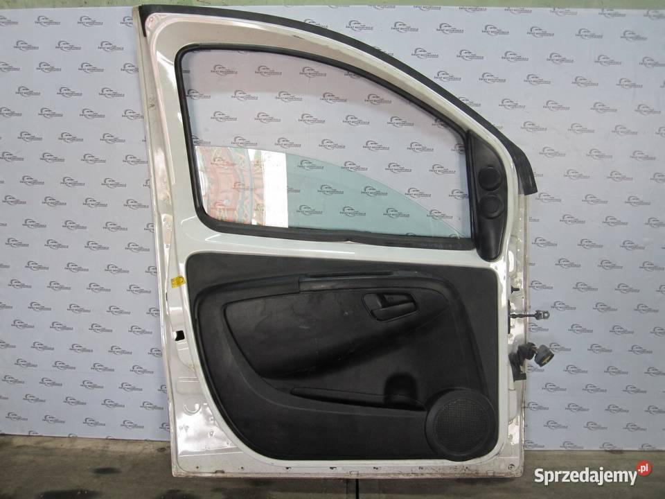 FIAT FIORINO III 13r drzwi lewe przód świętokrzyskie
