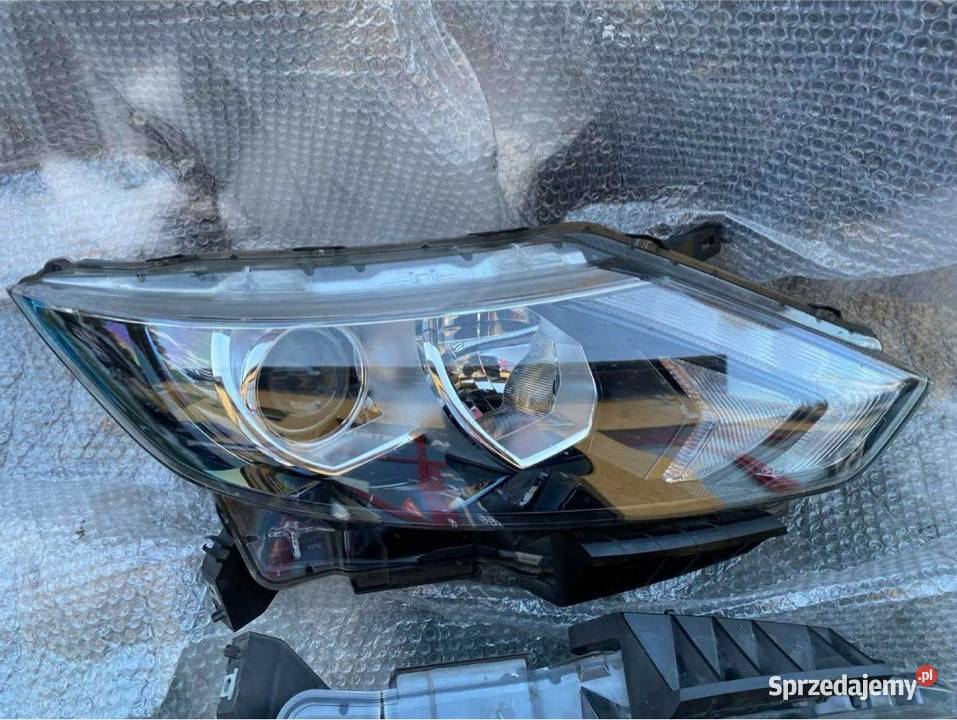 Nissan Qashqai j11 lampy przód LED komplet łódzkie