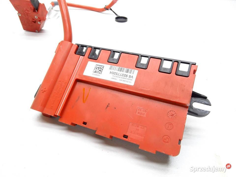 KLEMA MODUŁ ROZDZIELACZ PRĄDU 9227752 BMW F20 Materiały instalacyjne sprzedam