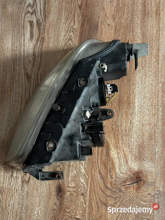 Lampy Hella Passat B5 FL Małaszewicze Małe