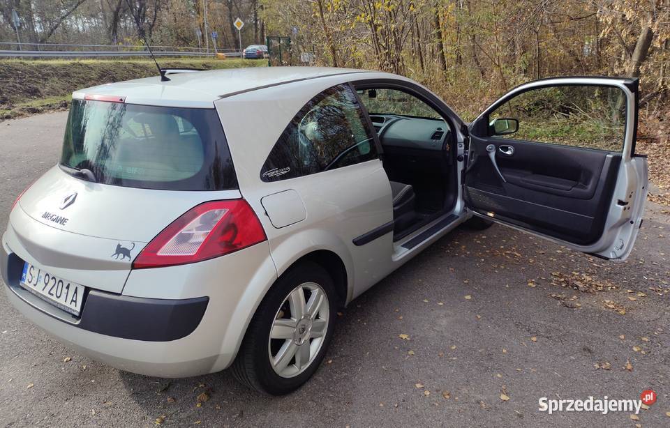 Renault Megane II 16 16V 3d benzyna