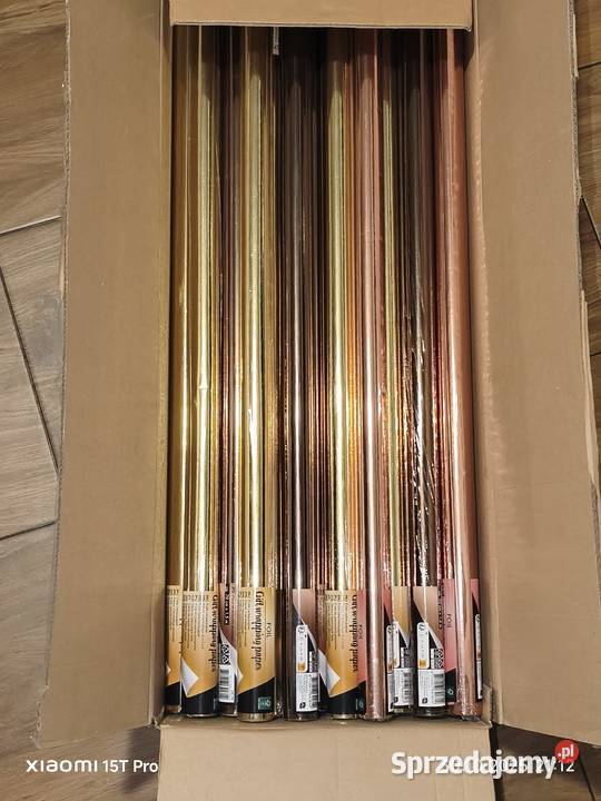 Folia do pakowania prezentów