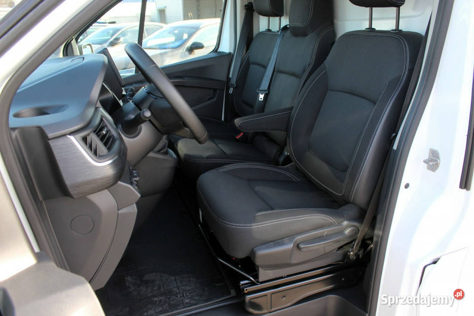 Renault Trafic L2 3osobowy FV23 Navi Kamera LED komputer pokładowy mazowieckie sprzedam