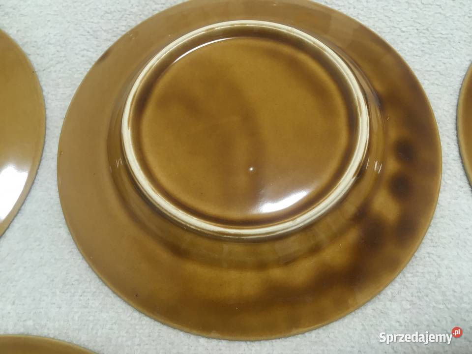 PRL talerzyk talerzyki deserowe 17 brązowe Kołobrzeg sprzedam