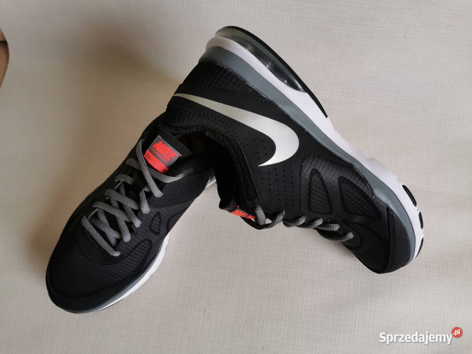 Nike training r385245 nowe Obuwie sportowe lubelskie Zamość sprzedam
