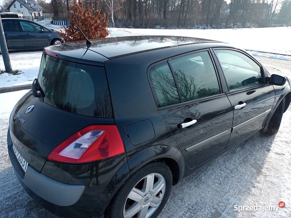 Megane 2 benzyna 16 w stanie Staszów