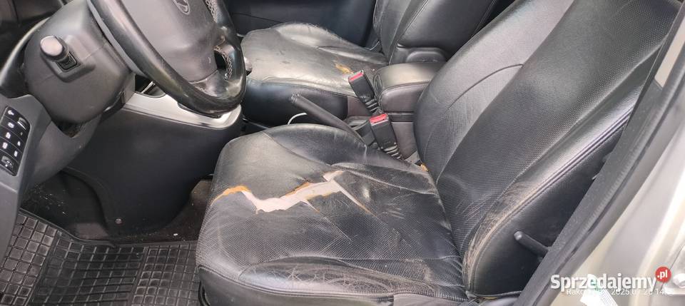 Sprzedam HYUNDAI Tucson 44 manualna Rakoszyn