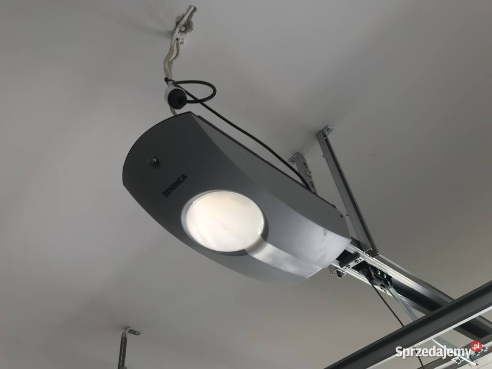 AUTOMATYKA DO BRAMY WJAZDOWEJ GARAŻOWEJ MONTAŻ