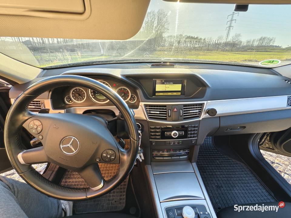 MercedesBenz Klasa E 220 T CDI DPF automatyczna
