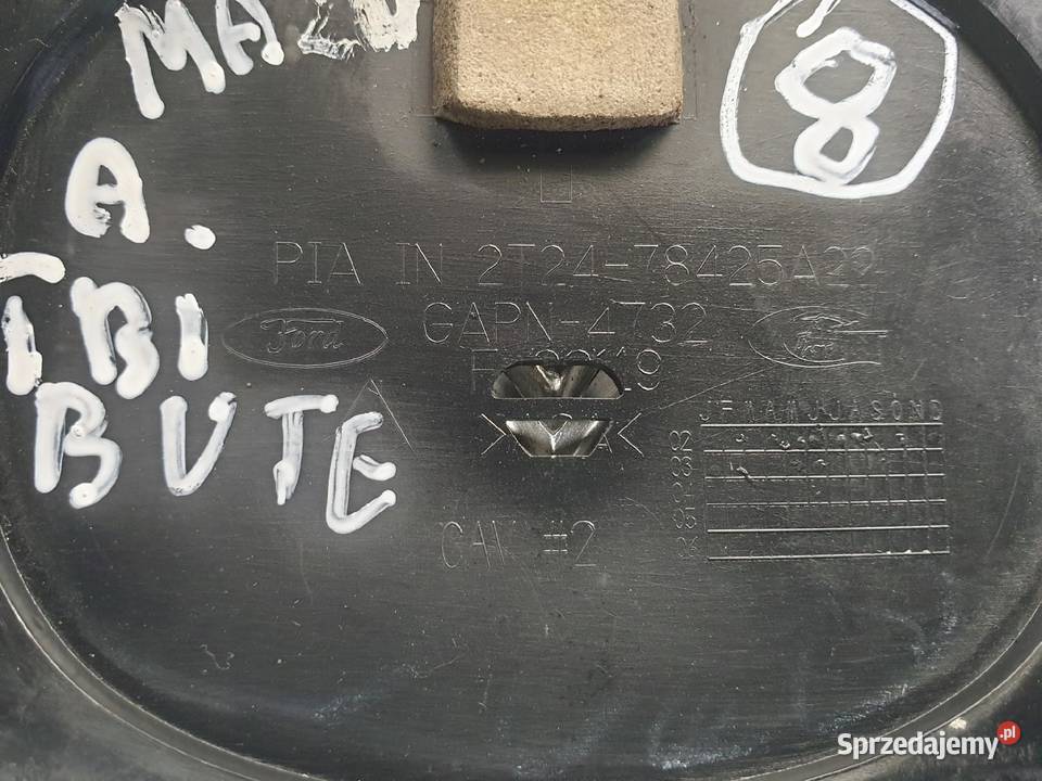 Mazda Tribute LISTWA KLAPY BAGAŻNIKA Blenda osobowe lubelskie Rudka sprzedam