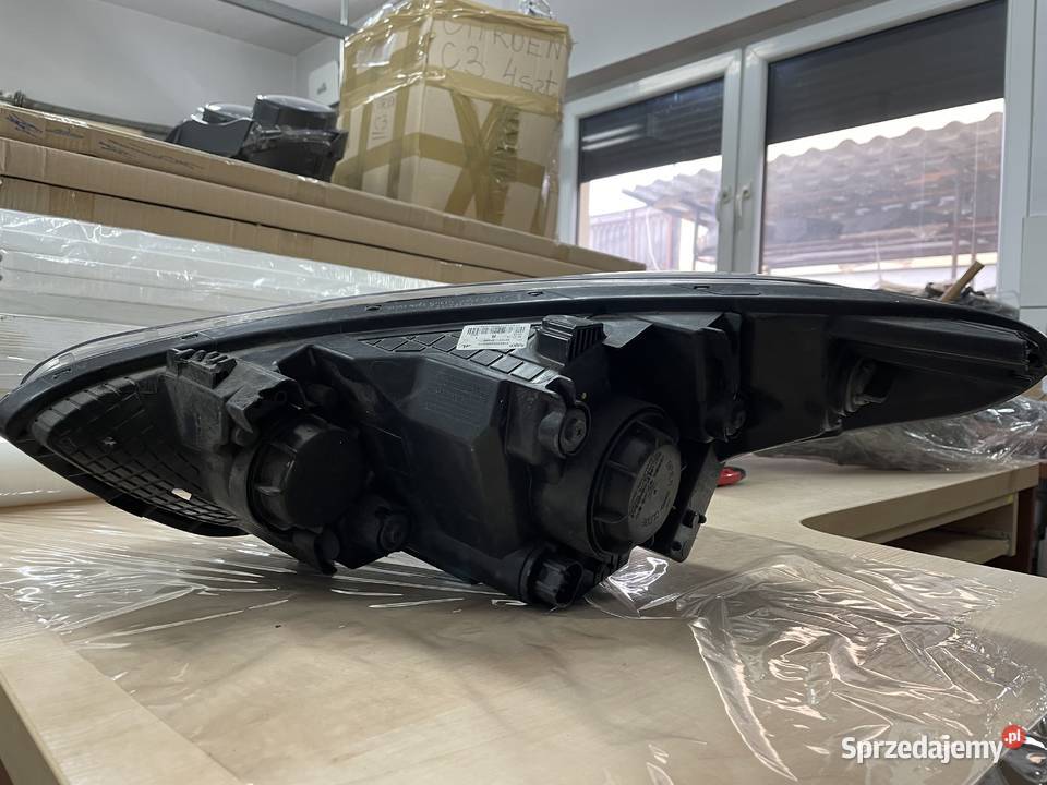 LAMPA HYUNDAI I20 PRAWA PRZEDNIA Nowy Sącz