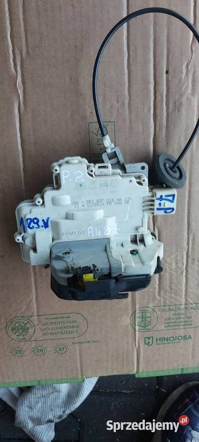 Zamek drzwi prawy przód AUDI A4 B7 8E1837016AA Szczecin