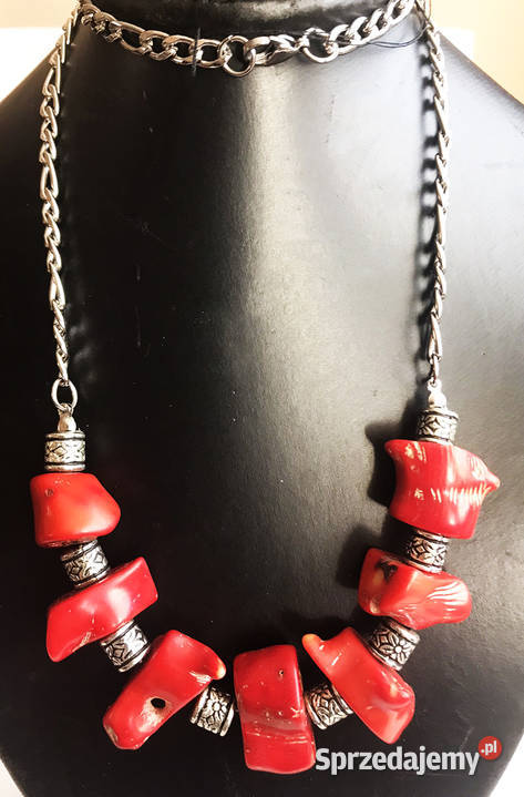 Naszyjnik z czerwonego koralakoralowca Łomża