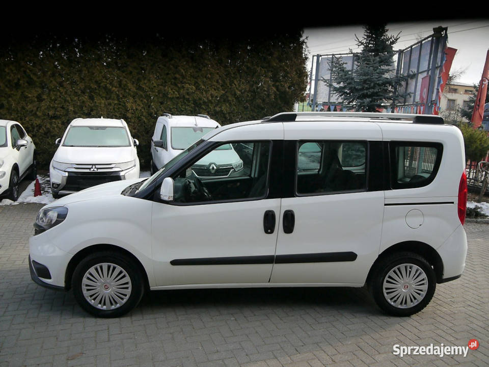 Fiat Doblo 14b Kamera Klima Stan b bezwypadkowy czujnik zmierzchu śląskie Częstochowa sprzedam