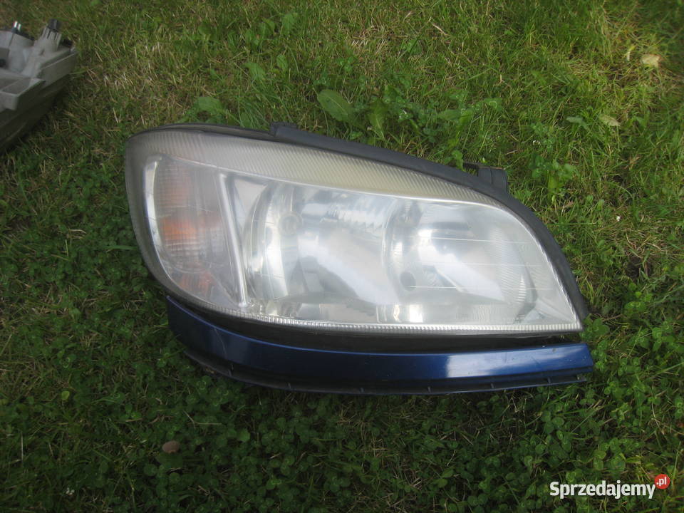 Reflektor prawy lampa przednia prawa Opel Zafira Kraków sprzedam
