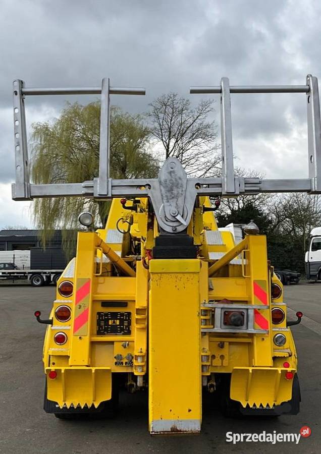 Holownik 8x4 Iveco ASTRA 90kg Warszawa