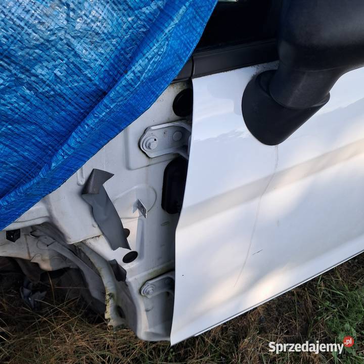 Lewe drzwi ford fiesta mk7 lift HC Drzwi Konin sprzedam