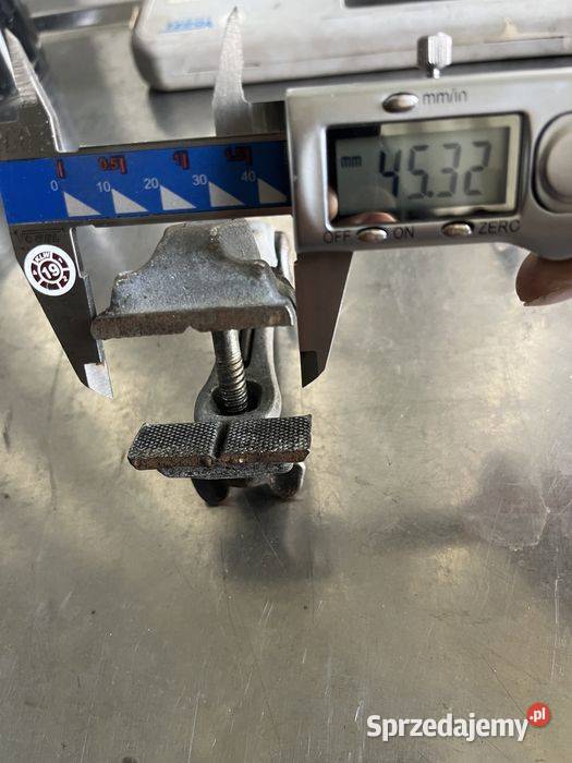 Imadło ręczne ślusarskie Turnus 100 mm i 120 mm Zestawy narzędzi Tuliszków