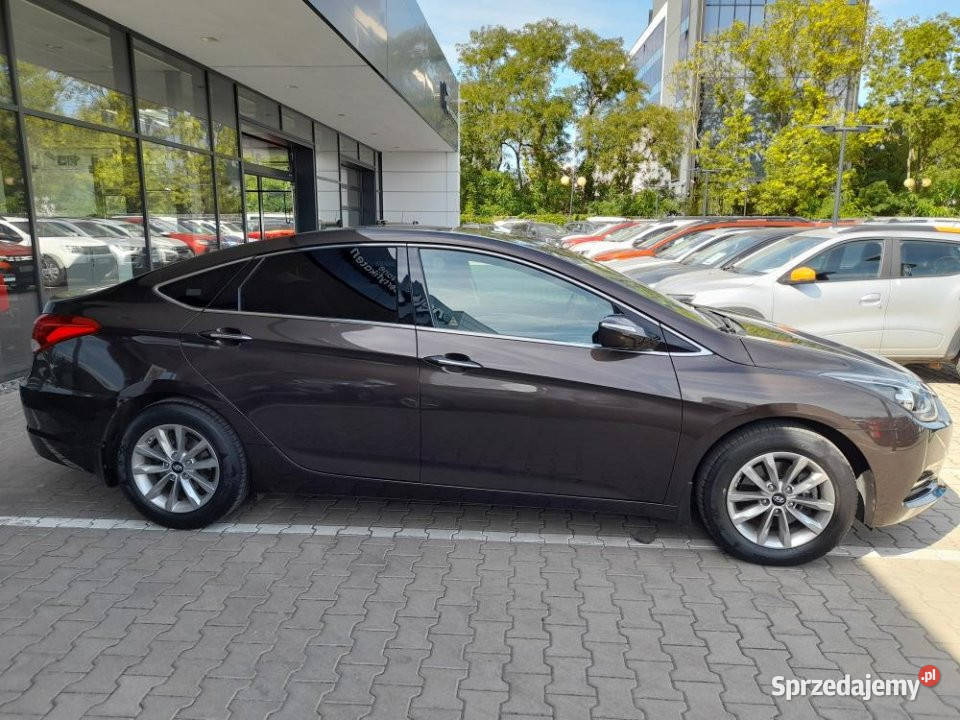 HYUNDAI i40 2017r Niski Przebieg 1999cm3 Warszawa sprzedam