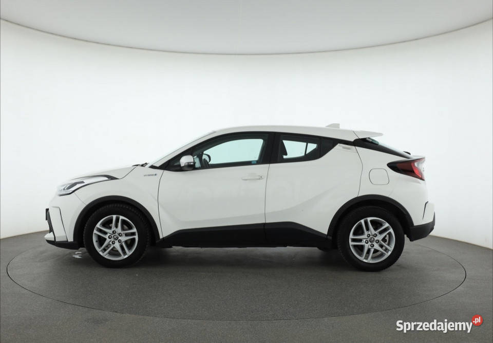 Toyota CHR 18 Hybrid Piaseczno