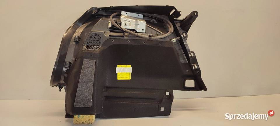 VW TIGUAN II BOCZEK BAGAŻNIKA PRAWY 5NA867428 BL osobowe sprzedam