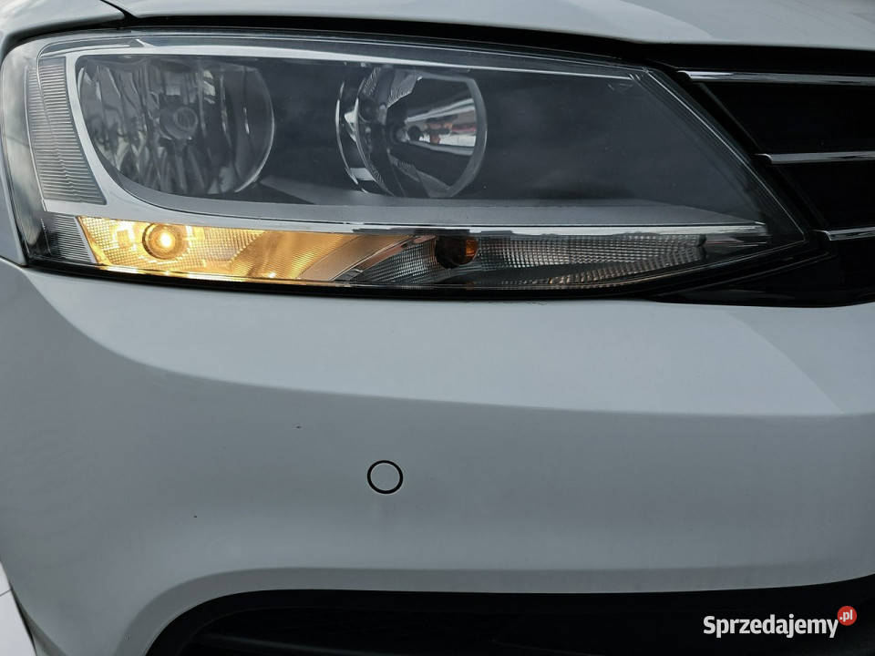 Volkswagen Jetta 14 TSI BMT COMFORTLINE 92kW 125 autoalarm Jetta