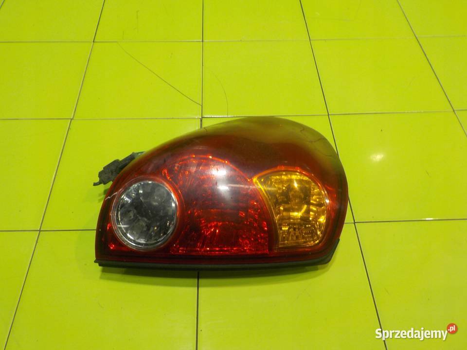 MITSUBISHI L200 IV 25 DID 06r 5D lampa lewa tyl