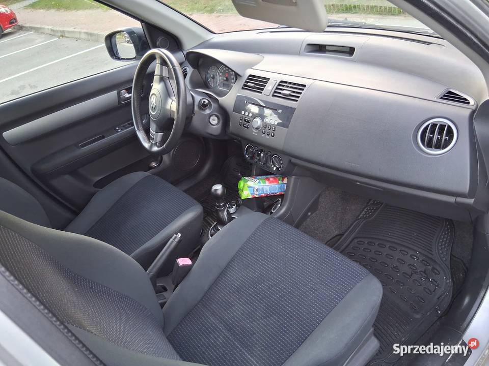 Suzuki Swift 2009r 13BLpgKlimaZarej Poniatowa-Kolonia