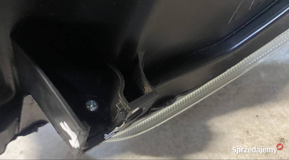 Lampa reflektor prawy przód Suzuki Baleno II 15 Lampy przednie Jasienica sprzedam