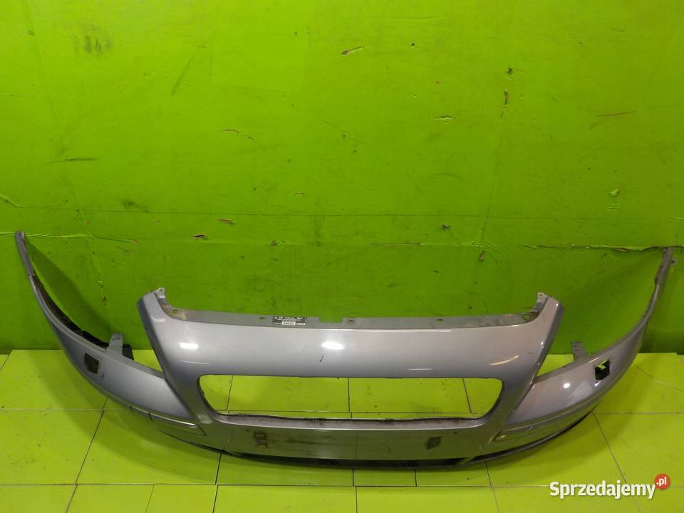 VOLVO V50 07r zderzak przod Karoseria mazowieckie Suków