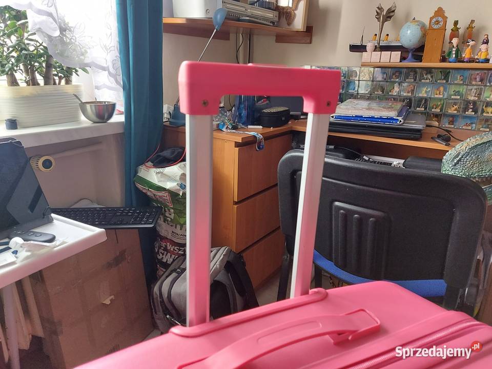 Rózowa waliska na kółkach Chorzów sprzedam