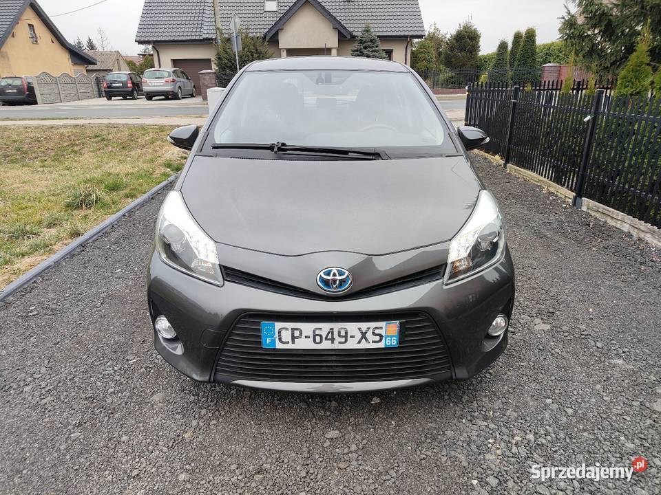 Toyota Yaris Hybrid klima temomat czujnik zmierzchu