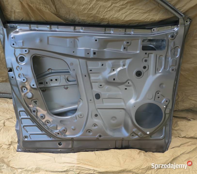 Drzwi Kierowcy Toyota RAV 4 Rok produkcji 2023 mazowieckie Warszawa sprzedam